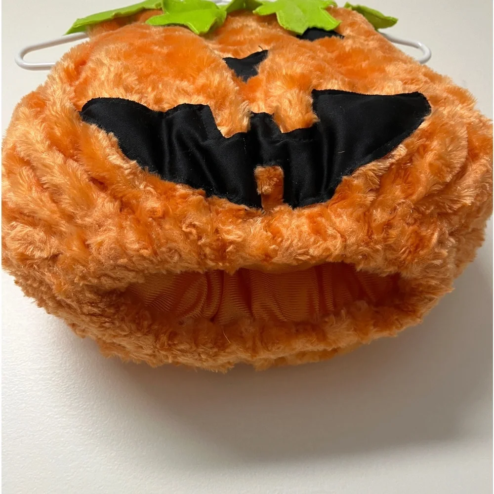 Pumpkin toddler costume/Med/18 mo old wore 2h/Hat/velcro/elastic/plush/non smo